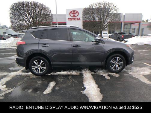 2017 Toyota RAV4 XLE