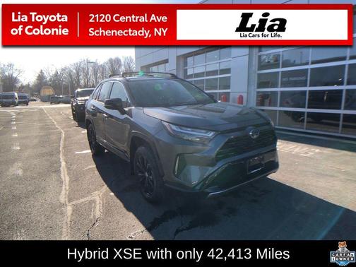 2023 Toyota RAV4 Hybrid SE
