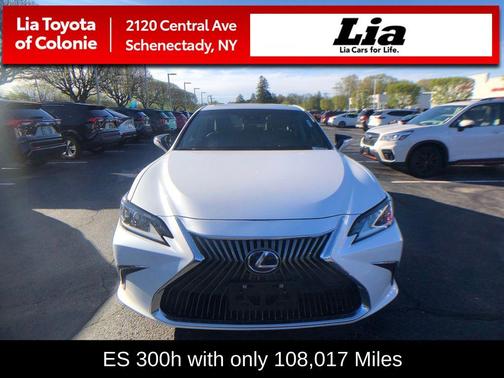 Eminent White Pearl 2019 Lexus ES 300h Base
