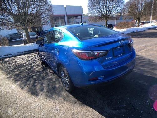 2019 Toyota Yaris Sedan LE