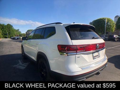 2024 Volkswagen Atlas 2.0T SE w/Technology 4MOTION