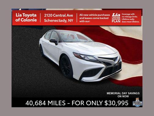 Wind Chill Pearl/Midnight Black Metallic 2023 Toyota Camry XSE