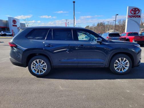 Storm Cloud 2026 Toyota Grand Highlander Platinum