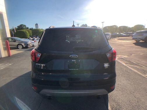 AGATE BLACK 2019 Ford Escape SEL