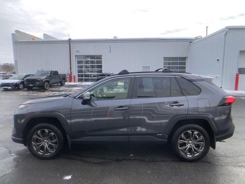 2023 Toyota RAV4 Hybrid XLE Premium