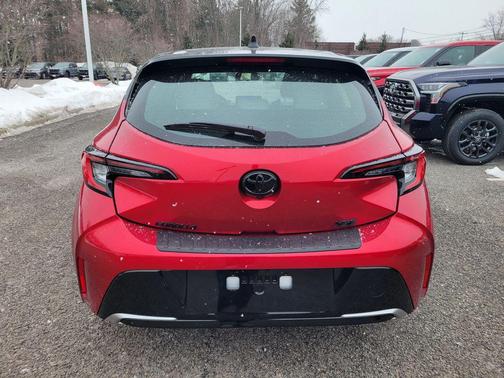Finish Line Red/Midnight Black Metallic 2026 Toyota Corolla XSE