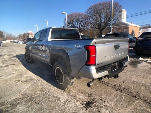 2025 Toyota Tacoma TRD Off Road