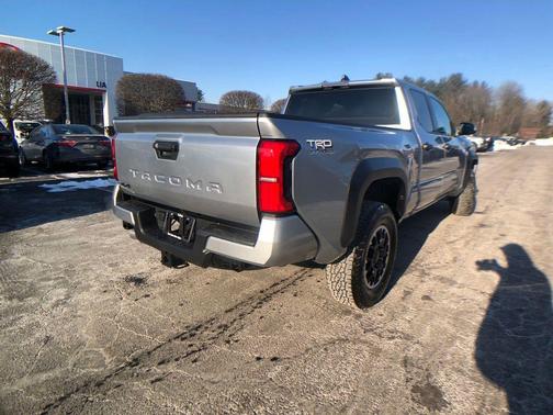 2025 Toyota Tacoma TRD Off Road