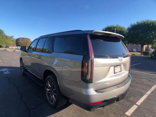 2023 Cadillac Escalade ESV Sport Platinum