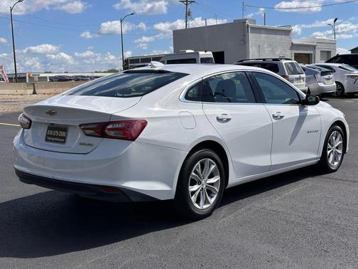 2021 Chevrolet Malibu FWD LT