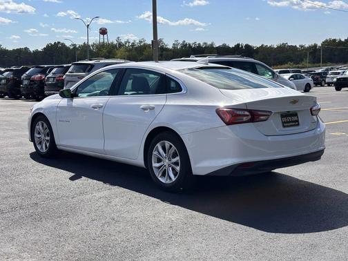 2021 Chevrolet Malibu FWD LT
