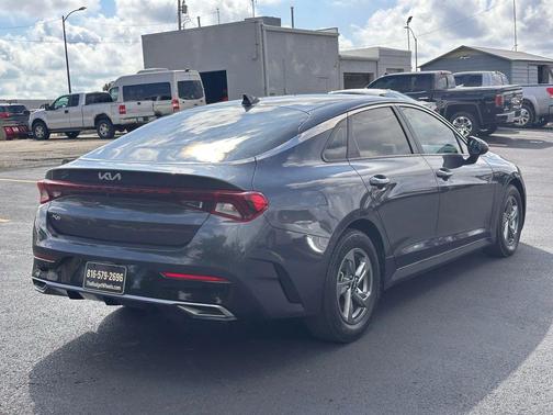 2022 Kia K5 LXS