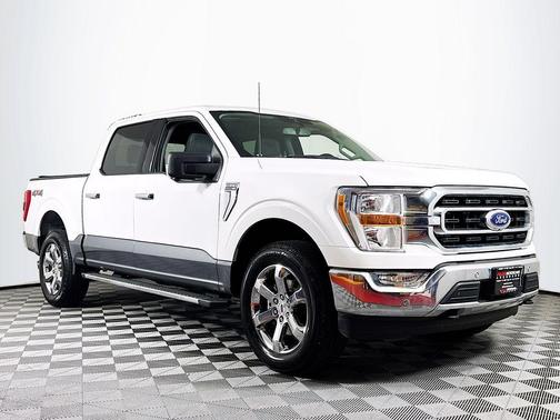 Oxford White 2022 Ford F-150 XLT