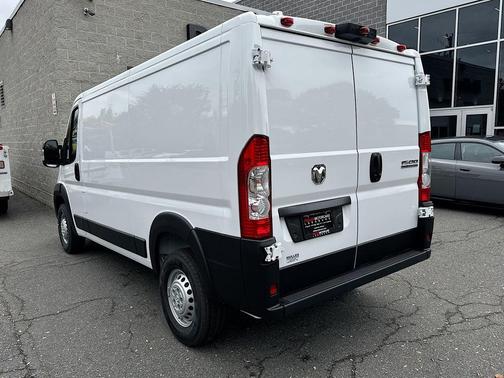 2026 RAM ProMaster 1500 Low Roof