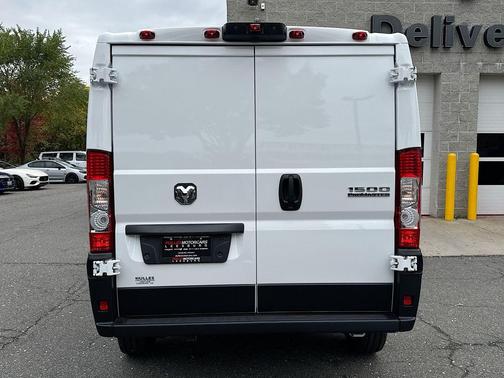 2026 RAM ProMaster 1500 Low Roof