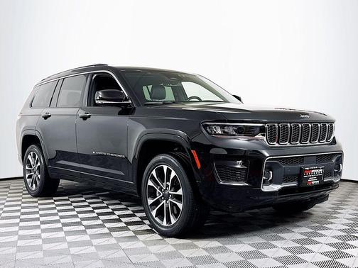 Diamond Black 2022 Jeep Grand Cherokee L Overland
