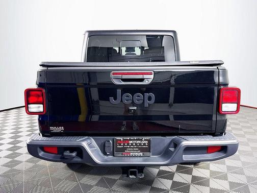 Black Clearcoat 2024 Jeep Gladiator Sport