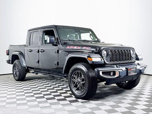 Black Clearcoat 2024 Jeep Gladiator Sport