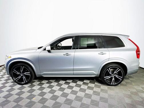 Electric Silver Metallic 2017 Volvo XC90 T6 R-Design