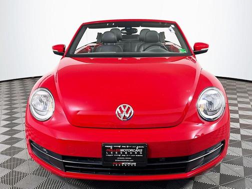 Tornado Red w/ Black Top 2016 Volkswagen Beetle 1.8T S