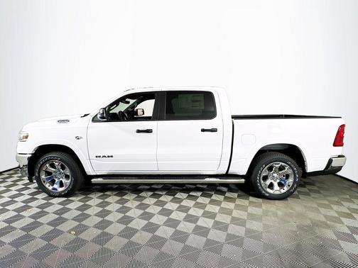 Bright White Clearcoat 2026 RAM 1500 Big Horn/Lone Star