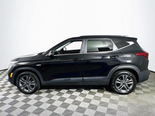 Cherry Black 2023 Kia Seltos S