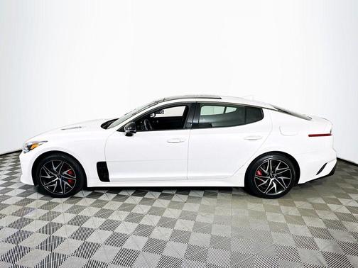2023 Kia Stinger GT-Line