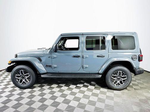 Anvil Clearcoat 2026 Jeep Wrangler Sahara