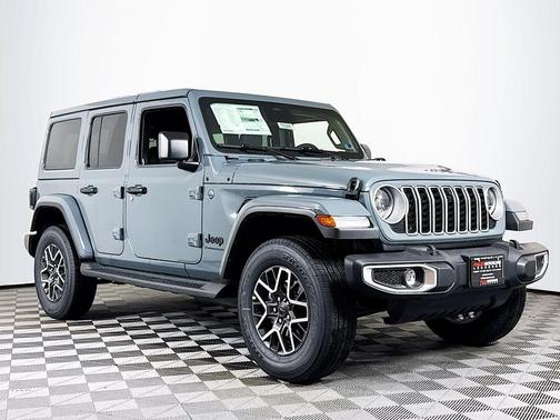 Anvil Clearcoat 2026 Jeep Wrangler Sahara