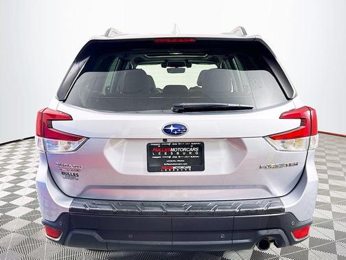 Ice Silver Metallic 2019 Subaru Forester Limited