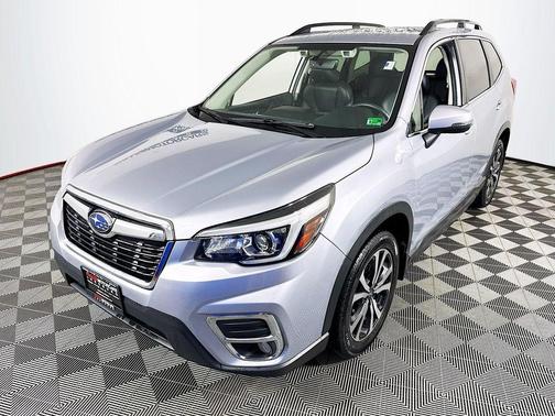 Ice Silver Metallic 2019 Subaru Forester Limited