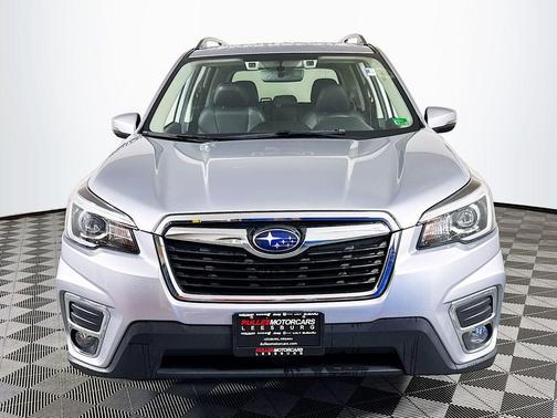 Ice Silver Metallic 2019 Subaru Forester Limited