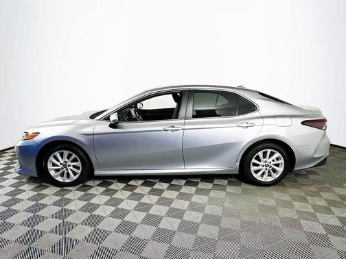 Celestial Silver Metallic 2022 Toyota Camry LE