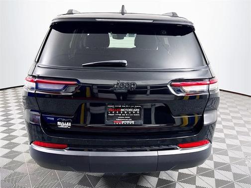 2021 Jeep Grand Cherokee L Laredo