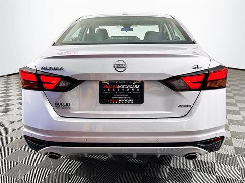 2025 Nissan Altima SL