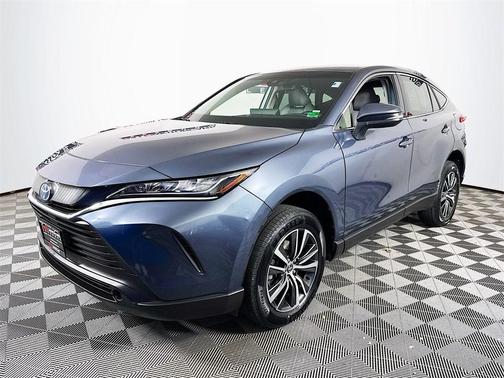 2022 Toyota Venza LE