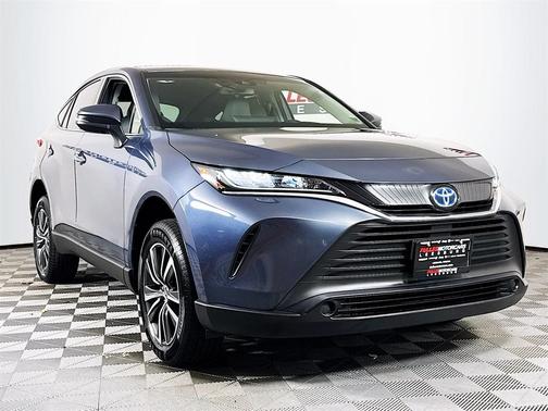 2022 Toyota Venza LE
