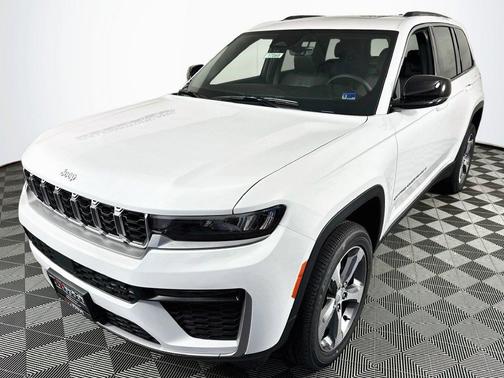 Bright White Clearcoat 2026 Jeep Grand Cherokee Limited 4x2