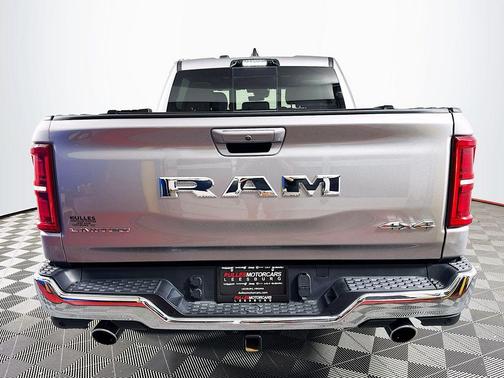 Billet Silver Clearcoat Metallic 2025 RAM 1500 Limited