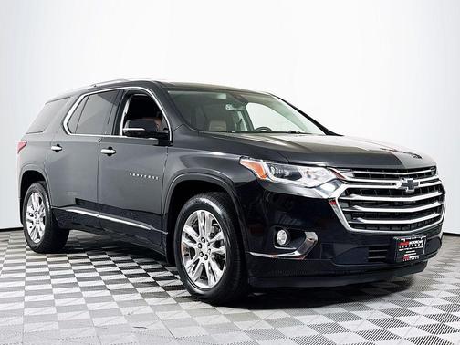 Mosaic Black Metallic 2019 Chevrolet Traverse High Country