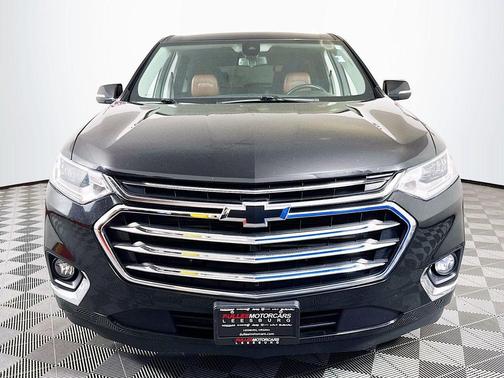 Mosaic Black Metallic 2019 Chevrolet Traverse High Country