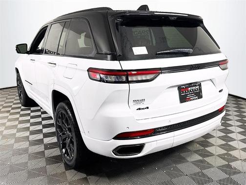 2025 Jeep Grand Cherokee Summit