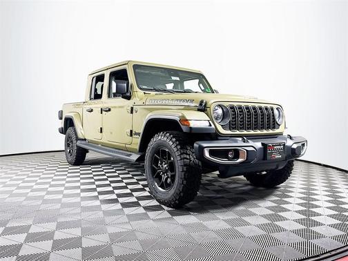 2025 Jeep Gladiator Sport