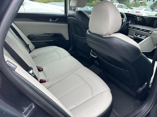2021 Kia K5 EX