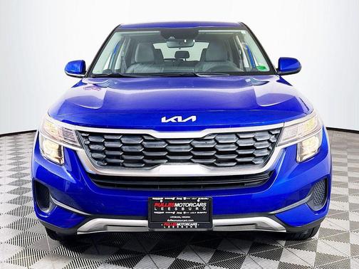 Neptune Blue 2023 Kia Seltos LX