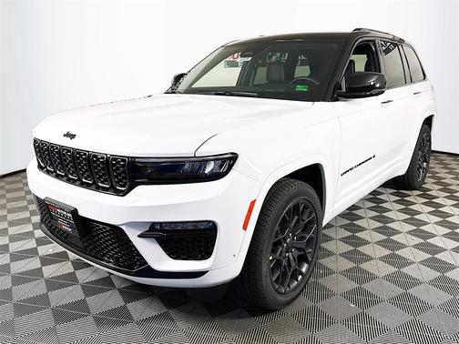 2025 Jeep Grand Cherokee Summit