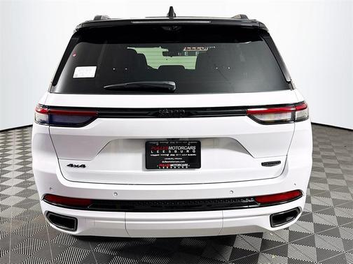 2025 Jeep Grand Cherokee Summit