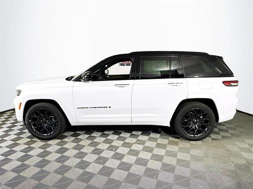 2025 Jeep Grand Cherokee Summit