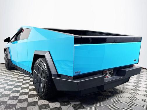 Stainless Steel 2024 Tesla Cybertruck Cyberbeast