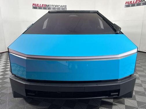 Stainless Steel 2024 Tesla Cybertruck Cyberbeast